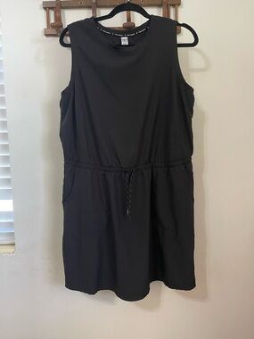 Black Free Country drawstring dress